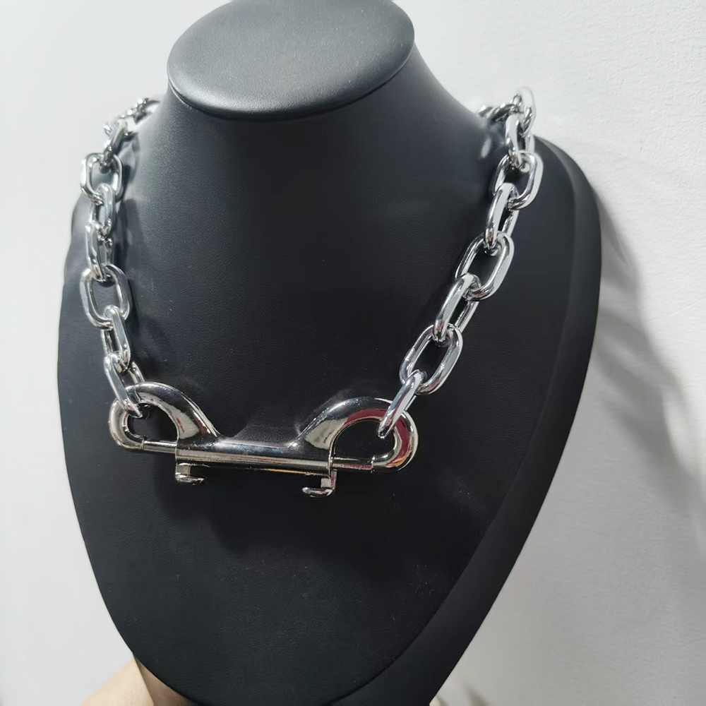Streetwear Brand Jewelry - สร้อยคอแบบโซ่ล็อคแบบก้ามปู แบรนด์ฮิปฮอป สตรีทแวร์ สำหรับผู้ชายและผู้หญิง เครื่องประดับแนวดาร์ก สำหรับหนุ่มสาว
