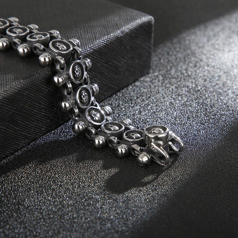 Streetwear Brand Jewelry - ​ สร้อยข้อมือไทเทเนียมสตีลลายหัวกะโหลกสำหรับผู้ชายรุ่นใหม่ - เครื่องประดับสตรีทแวร์สไตล์ฮิปฮอปพังก์สุดเท่, เครื่องประดับแบรนด์เฉพาะกลุ่มสุดล้ำ