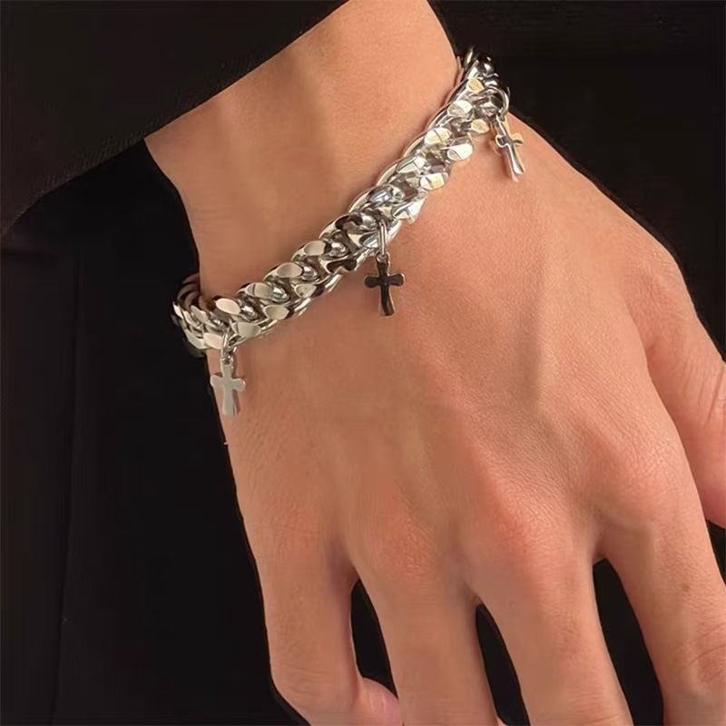Streetwear Brand Jewelry - สร้อยข้อมือ Cuban Link พร้อมจี้ไม้กางเขนขนาดเล็ก - เครื่องประดับแบรนด์เฉพาะกลุ่มทำจากไทเทเนียมสตีล,
